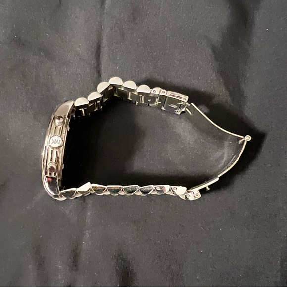 MICHAEL KORS Cooper Chronograph Watch MK5928 - Picture 6 of 10